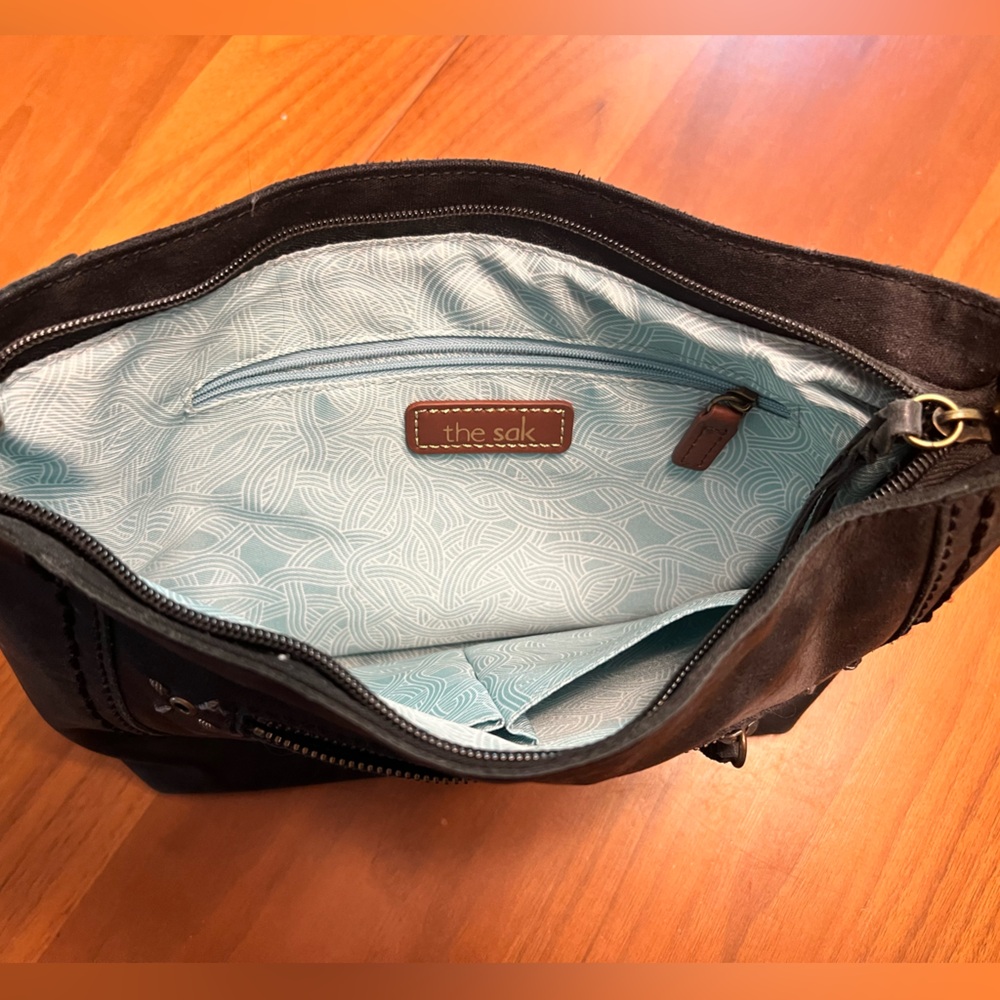 The Sak Black Shoulder Bag for Everyday Use